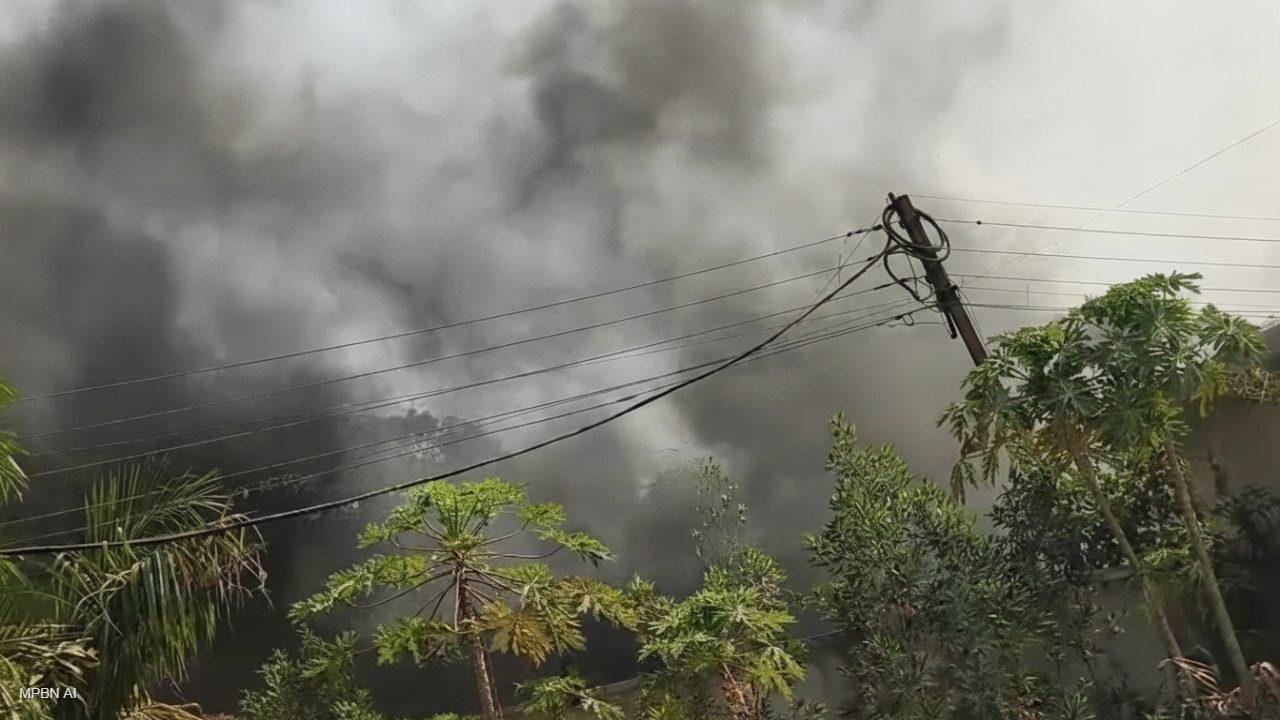 छिंदवाड़ा के इमलीखेड़ा में पाइप फैक्ट्री में भीषण आग, धुआं 3 किलोमीटर तक फैला