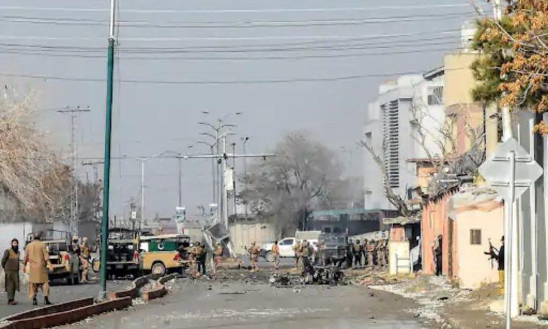 पाकिस्तान के बलूचिस्तान में BLA का बड़ा हमला, कई बाजारों और पुलिस चौकियों पर कब्जा, करीब 10 सुरक्षाकर्मियों की मौत