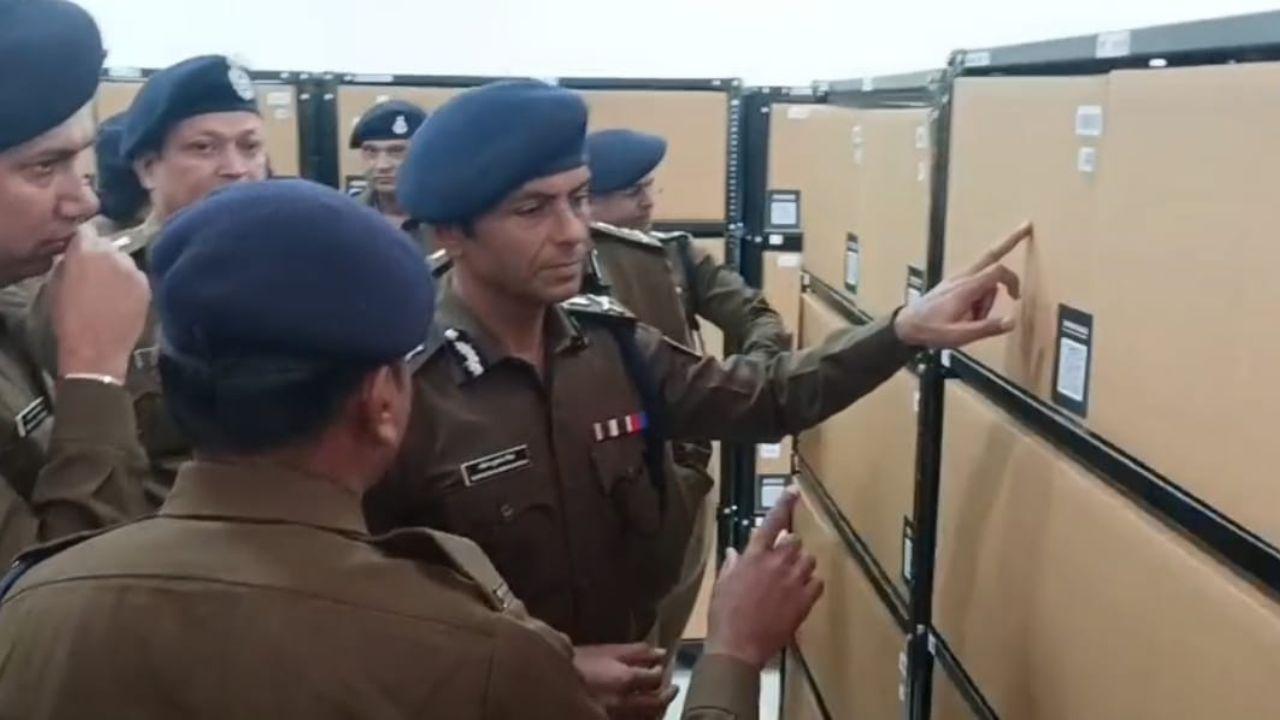 एमपी पुलिस के पहले ‘डिजिटल मालखाना’ की शुरुआत, अब QR कोड स्कैन कर, जब्त माल की हो सकेगी स्मार्ट ट्रैकिंग व सुरक्षा