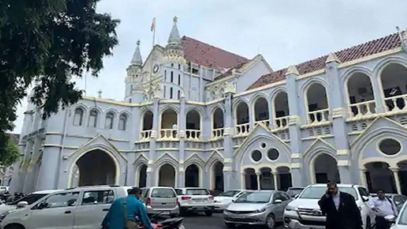 MP में 54 बाघों की मौत पर हाईकोर्ट सख्त, केंद्र, राज्य और NTCA को नोटिस जारी कर 2 हफ्ते में मांगा जवाब