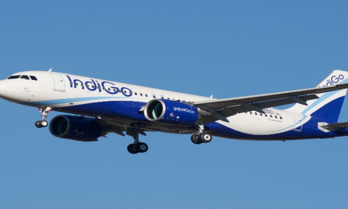 कुवैत से दिल्ली आ रही फ्लाइट को हाईजैक कर उड़ाने की धमकी, अहमदाबाद में कराई गई इमरजेंसी लैंडिंग