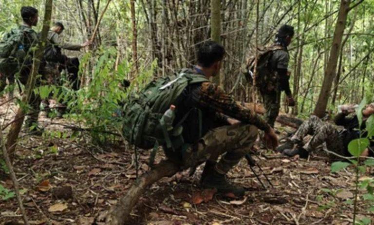 छत्तीसगढ़ के बीजापुर में नक्सलियों ने किए कई ब्लास्ट, सुरक्षाबलों को बनाया गया निशाना, 11 जवान घायल