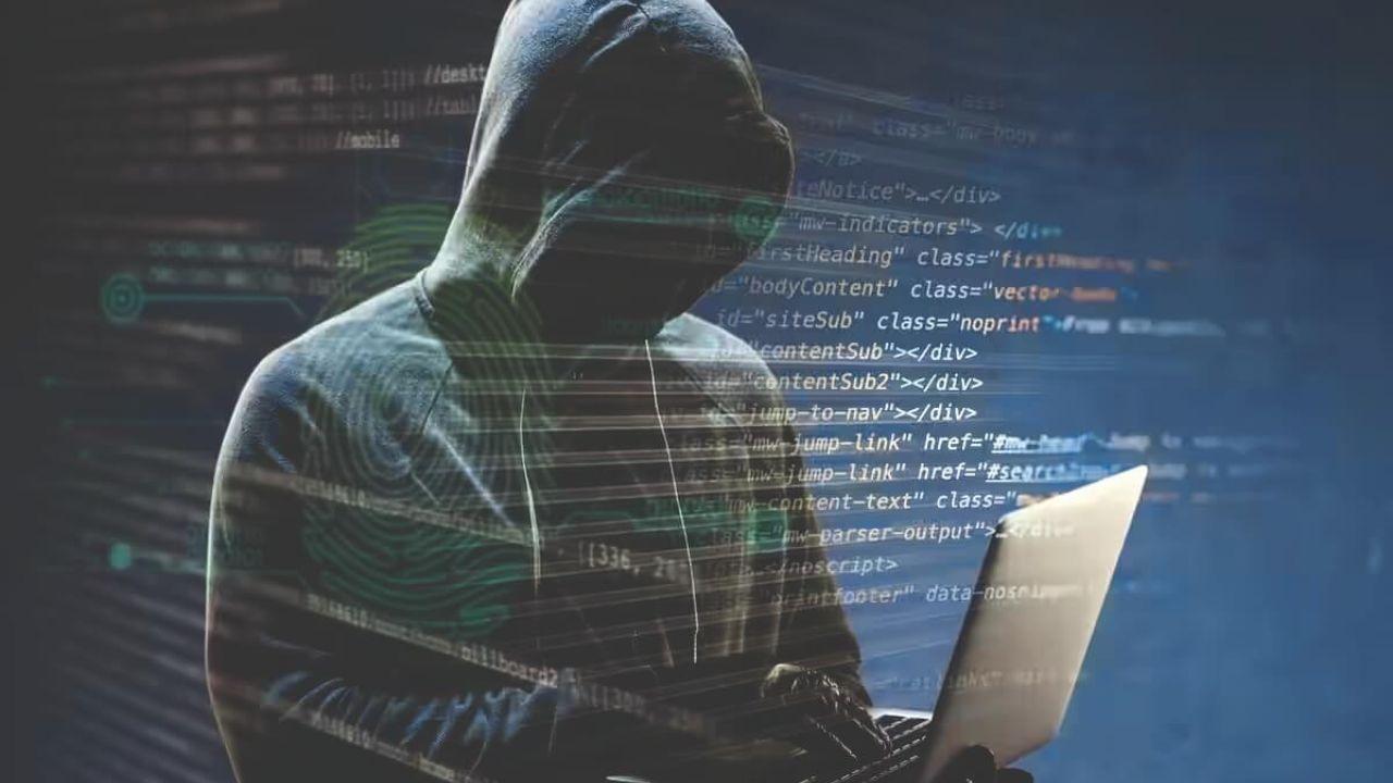 UAE में संकट के बीच एक्टिव हुए ठग, बैंक खातों पर मंडराया साइबर अटैक का साया, नीमच के युवक ने किया पोस्ट