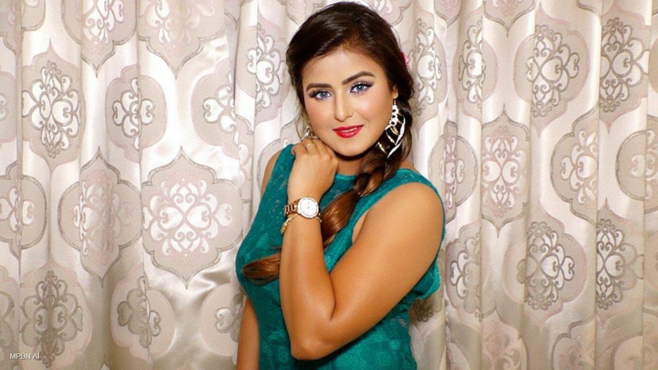 बुरी फंसी भोजपुरी अभिनेत्री आकांक्षा अवस्थी, 11.5 करोड़ की धोखाधड़ी का आरोप, FIR दर्ज