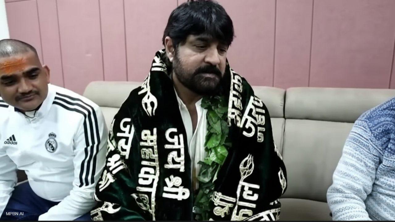 उज्जैन पहुंचे अभिनेता मेका श्रीकांत, महाकाल की भस्म आरती में दिखी गहरी आस्था