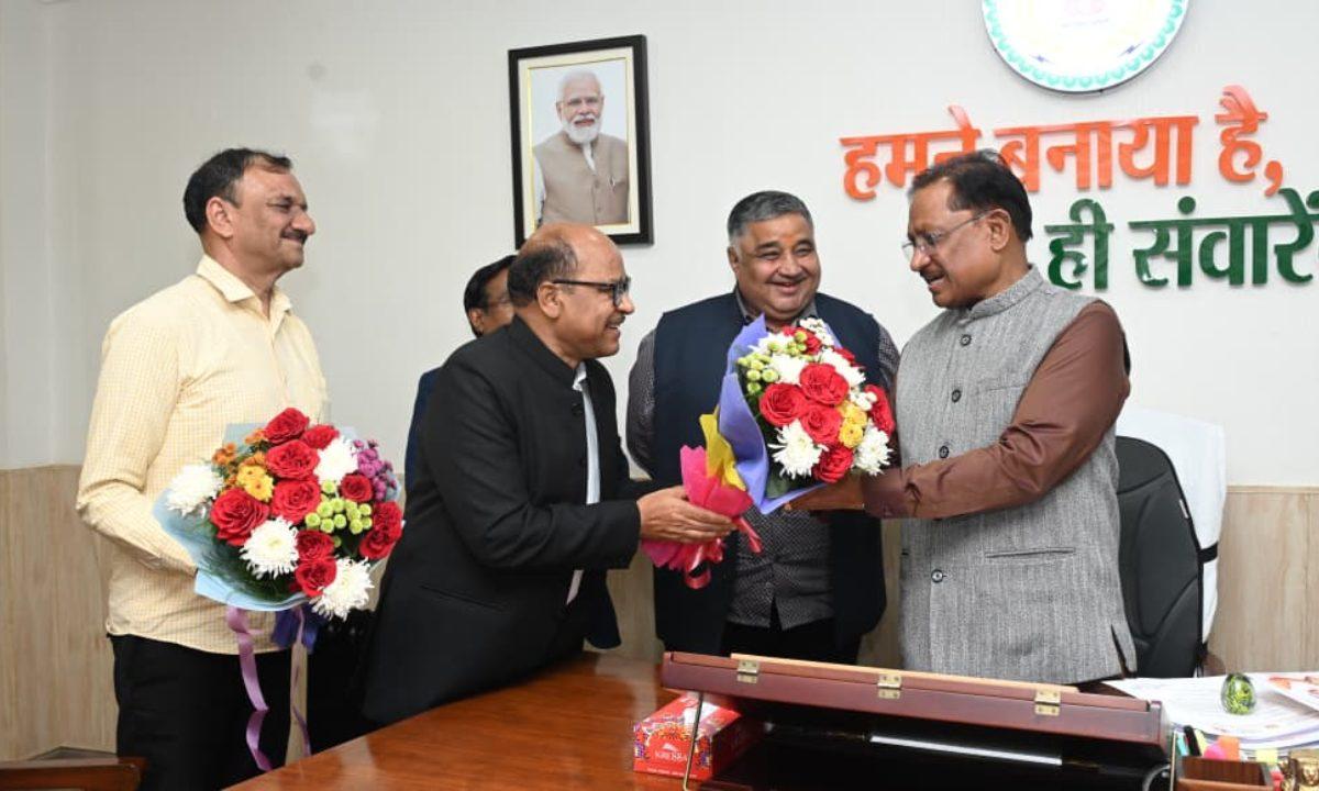 राजिम कुंभ कल्प 2026: मंत्री राजेश अग्रवाल ने CM साय को दिया न्योता, तैयारियों पर हुई विस्तृत चर्चा