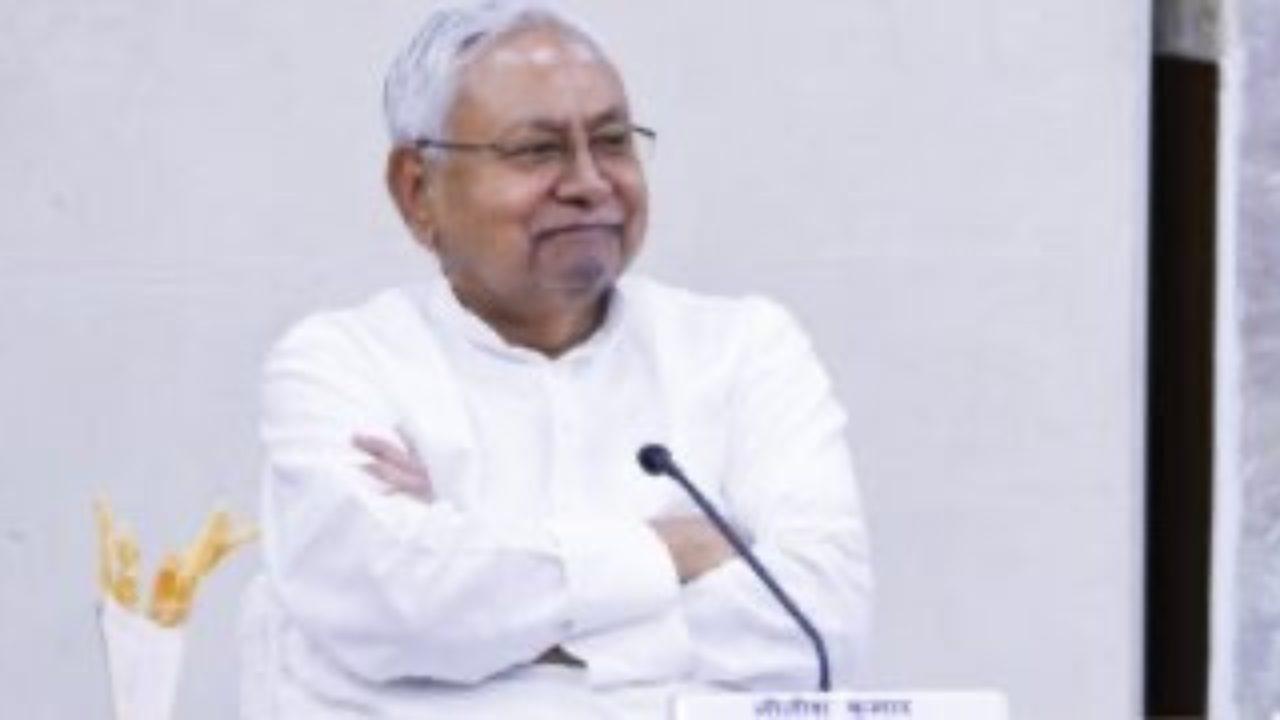 मुख्यमंत्री नीतीश कुमार का बड़ा ऐलान, महिला रोजगार योजना में अब मिलेगा ₹2 लाख का अतिरिक्त लाभ, पढ़ें पूरी खबर