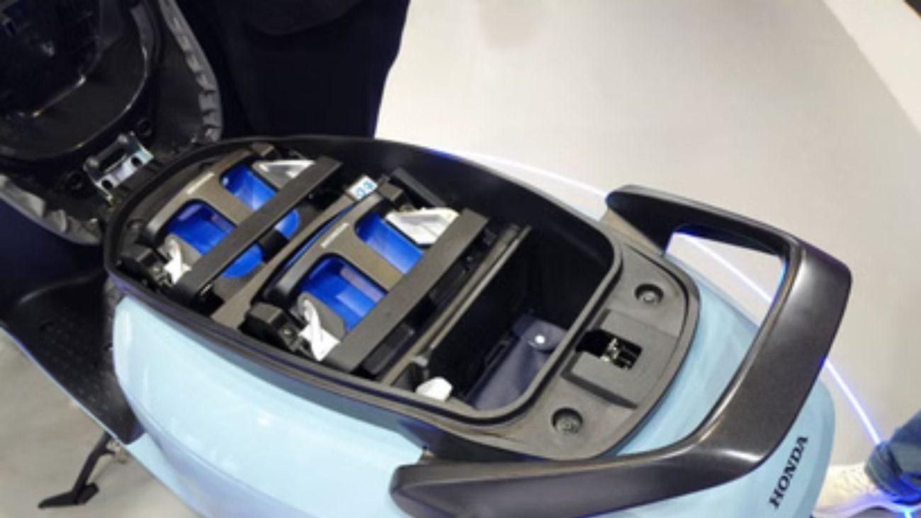 अब हर EV बैटरी पर 21 अंकों का यूनिक नंबर लगाने की तैयारी, क्वालिटी और लाइफ चैक करना होगा आसान