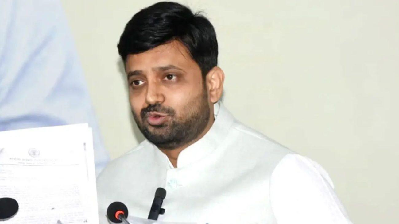 मध्य प्रदेश कांग्रेस विधायक हेमंत कटारे ने उपनेता प्रतिपक्ष पद से दिया इस्तीफा, पारिवारिक कारण बताए, बीजेपी में जाने की अटकलें