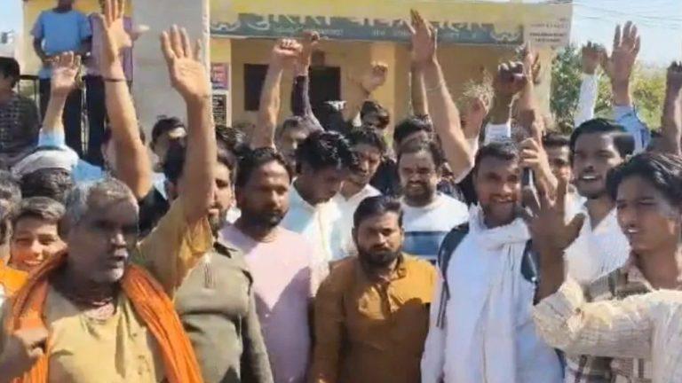 महाशिवरात्रि पर मथुरा में मंदिर जाते श्रद्धालुओं और स्थानीय लोगों में विवाद, पुलिस ने दो लोगों को लिया हिरासत में, जानें पूरा मामला