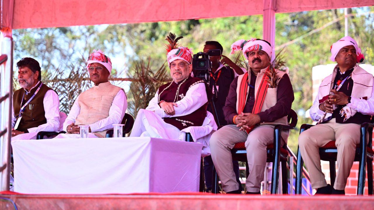 बस्तर पंडुम के समापन समारोह में शामिल हुए अमित शाह, कहा- यहां की पहचान बारूद नहीं संस्कृति, नक्सलवाद तय समय में होगा खत्म
