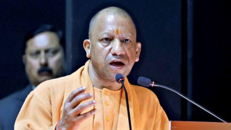 सीएम योगी आदित्यनाथ ने समाजवादी पेंशन पर साधा निशाना, बोले – ‘यह केवल सपा कैडर को मिलती थी’