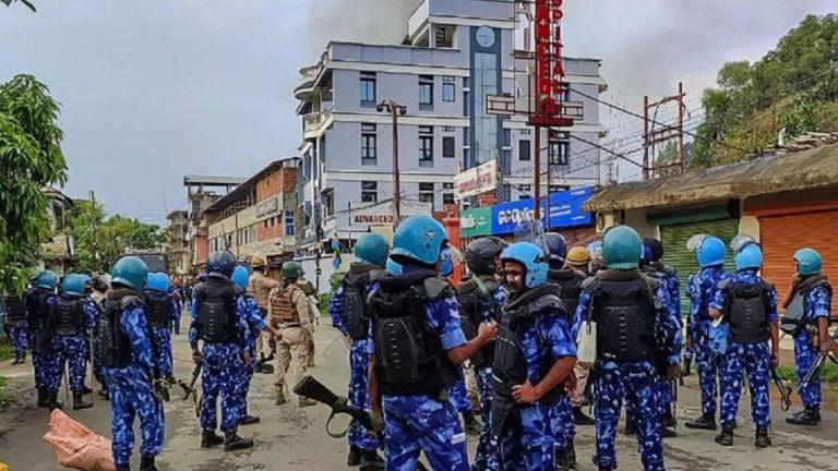 मणिपुर में फिर भड़की हिंसा, तांगखुल-कुकी तनाव के बीच फायरिंग और आगजनी, इंटरनेट सेवा बंद