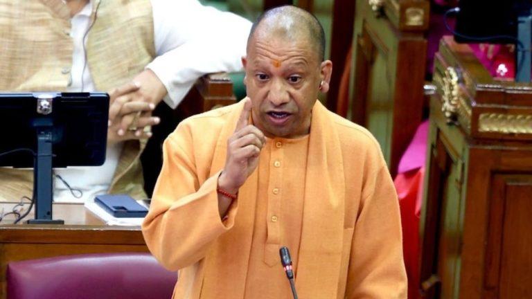 ‘यूपी में अब न कर्फ्यू है न दंगा..’ विधान परिषद में गरजे CM योगी, सपा पर लगाया महिला राज्यपाल के अपमान का आरोप