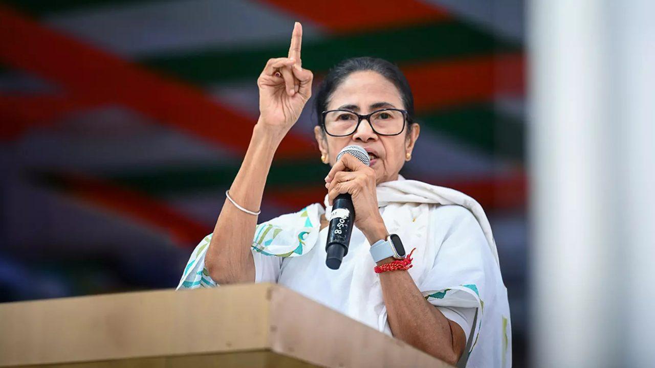 चुनाव से पहले ममता बनर्जी का बड़ा दांव, बेरोजगार युवाओं को हर महीने 1500 रुपये देने का किया ऐलान, किसानों के लिए भी की महत्वपूर्ण घोषणा