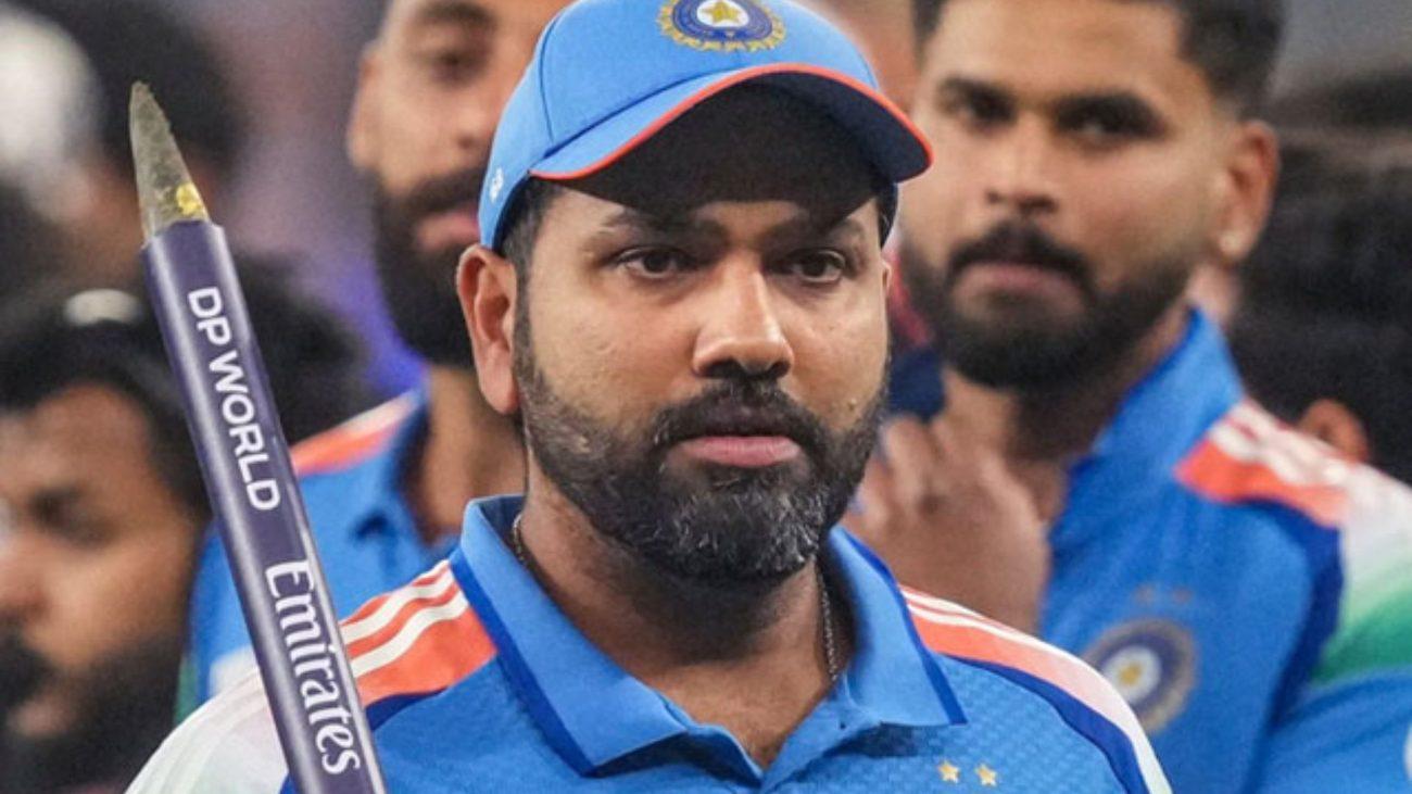 पद्म श्री से सम्मानित हुए रोहित शर्मा, भावुक होकर बोले- ‘देश के लिए ट्रॉफी जीतना हमेशा लक्ष्य रहेगा’