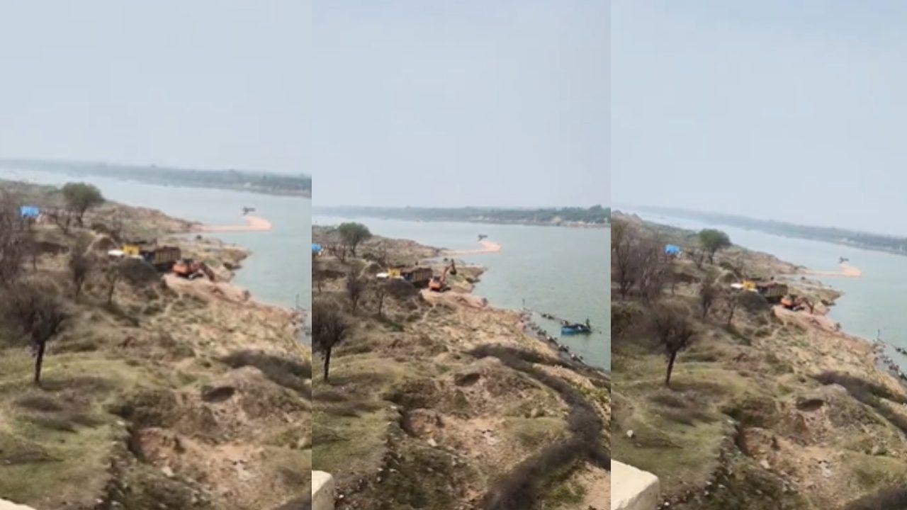 छतरपुर के रामपुर घाट पर धड़ल्ले से चल रहा अवैध रेत खनन, खनिज अधिकारी पर लगा संरक्षण देने का गंभीर आरोप