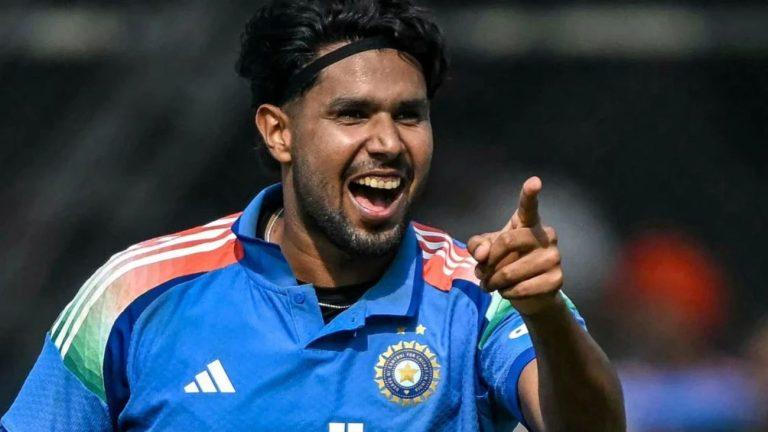 टी20 वर्ल्ड कप 2026 से पहले टीम इंडिया को बड़ा झटका, हर्षित राणा घुटने की चोट के कारण बाहर, मोहम्मद सिराज को मिली जगह