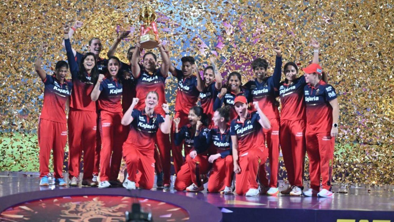 WPL 2026 फाइनल में RCB ने दिल्ली कैपिटल्स को हराकर जीती ट्रॉफी, जानें विजेता-उपविजेता और ऑरेंज-पर्पल कैप होल्डर को कितने करोड़ मिले