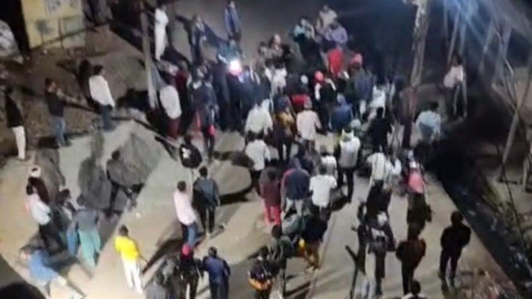 जबलपुर के सिहोरा में दो पक्षों में झड़प, 15 से अधिक हिरासत में, सुरक्षा के मद्देनजर इलाके में भारी पुलिस बल तैनात
