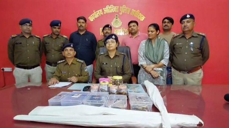 ग्वालियर पुलिस ने दबिश देकर घर से जब्त किये अवैध हथियार, दो आरोपी गिरफ्तार