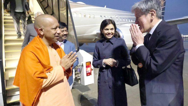 उत्तर प्रदेश में निवेश आकर्षित करने के लिए सीएम योगी आदित्यनाथ का जापान दौरा, टोक्यो में मित्सुई और कोनोइके से नवीकरणीय ऊर्जा पर हुई चर्चा