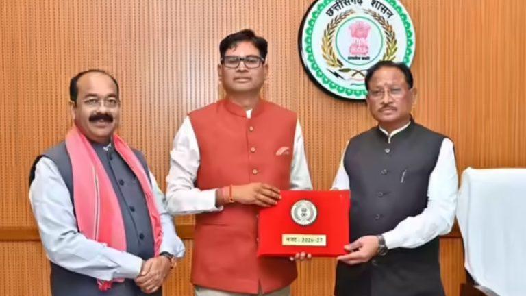 छत्तीसगढ़ बजट 2026: विधानसभा में 1.72 लाख करोड़ का ‘संकल्प’ बजट पेश, ओपी चौधरी ने रखा साय सरकार का लेखा-जोखा, किए कई बड़े ऐलान