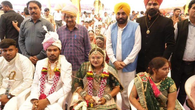 गुजरात के भावनगर में 151 जोड़ों के सामूहिक विवाह में पहुंचे अरविंद केजरीवाल, समाज को कर्ज और दिखावे से बचाने का दिया बड़ा संदेश