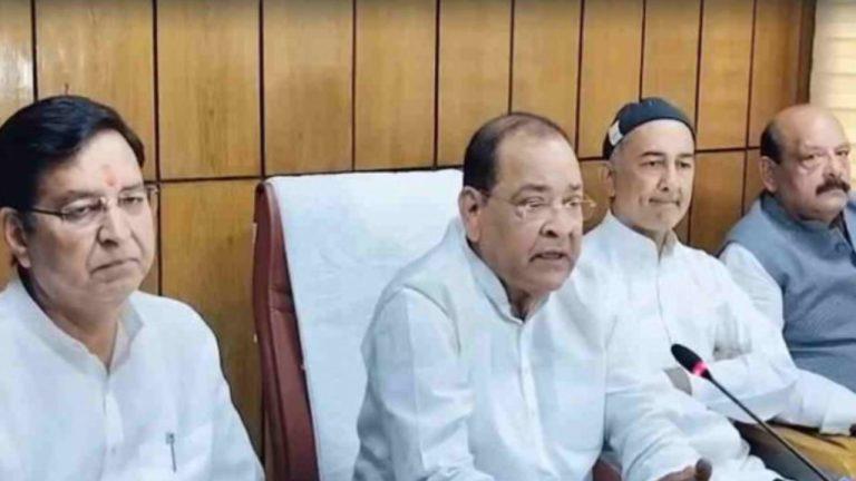 कांग्रेस नेता यशपाल आर्य ने धामी सरकार पर लगाए गंभीर आरोप, बजट सत्र और कीमती जमीन निजी हाथों में सौंपने पर उठाए सवाल