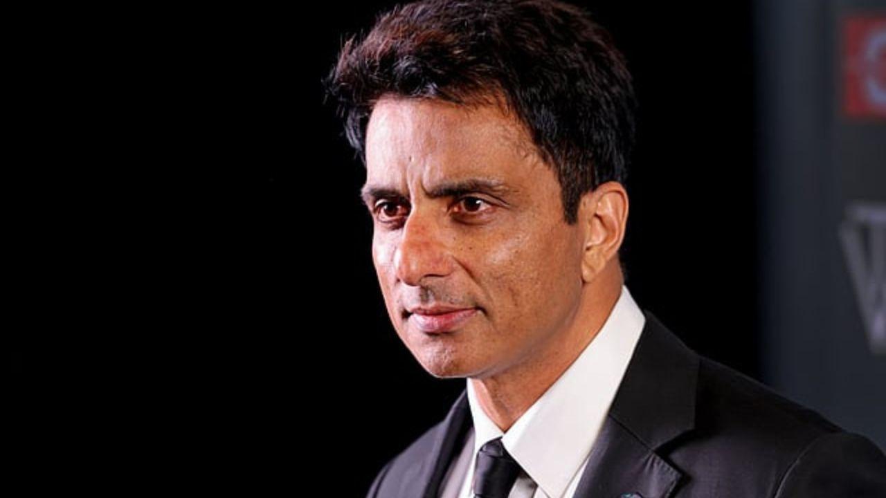 US-Iran जंग के बीच मुसीबत में फंसे लोगों के मसीहा बने सोनू सूद, फ्री में दी रहने की जगह