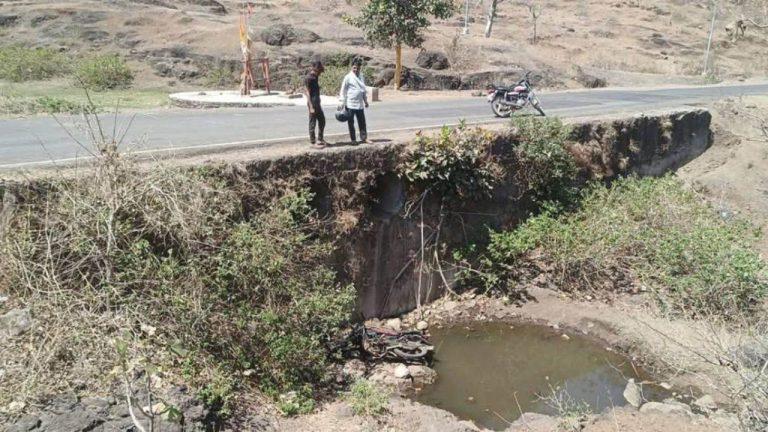 खरगोन में हादसे के बीच गूंजी किलकारी, पुलिया से गिरी महिला ने बेटी को जन्म दिया