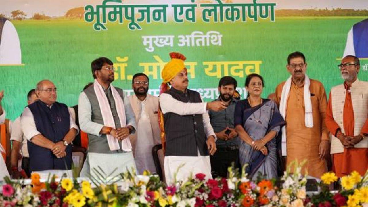 सीएम डॉ मोहन यादव ने विदिशा में प्रदेश की पहली जिला स्तरीय फिंगर प्रिंट लैब का शुभारंभ किया, 163 करोड़ के विकास कार्यों की सौगात दी