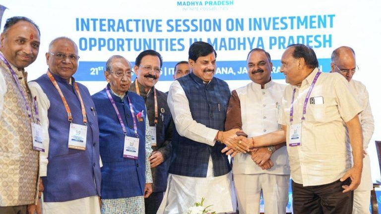 जयपुर इंटरएक्टिव सेशन में उद्योगपतियों से बोले सीएम डॉ मोहन यादव, हर सेक्टर में तेज गति से आगे बढ़ रहा है मध्यप्रदेश, आपका स्वागत है