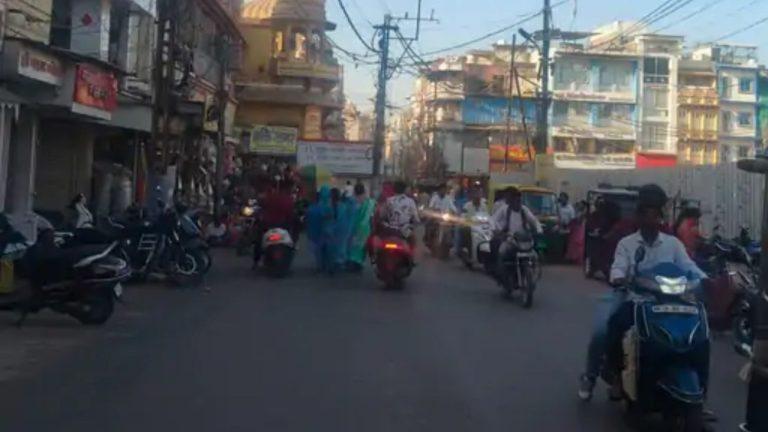 उज्जैन में गोपाल मंदिर से महाकाल चौराहा सड़क चौड़ीकरण के विरोध में सोमवार को बंद रहेगा बाजार, टेंडर ने बड़ाई व्यापारियों की चिंता