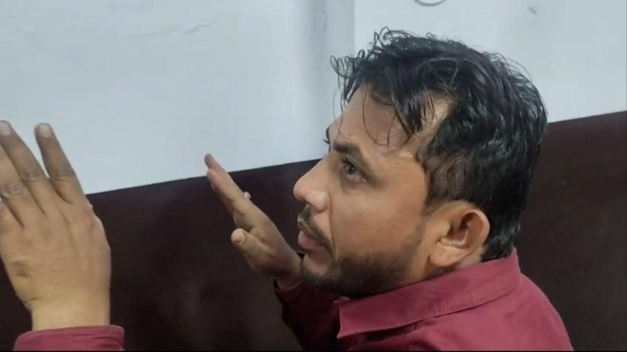 महिला के खाते में आई मुआवजा राशि देने के बदले मांगी रिश्वत, लोकायुक्त पुलिस ने पटवारी को 50 हजार रुपये लेते रंगे हाथ पकड़ा