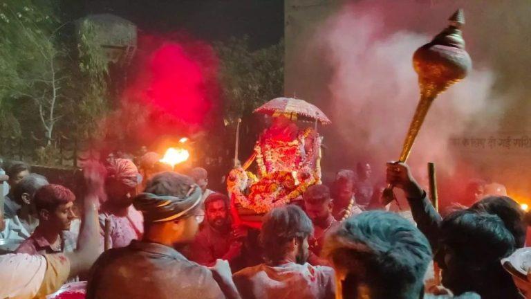 भीलवाड़ा के पंचमुखी मोक्षधाम में चिता की भस्म से खेली गई अनूठी होली, भैरव बाबा के जयकारों के बीच 18 साल से जारी है परंपरा