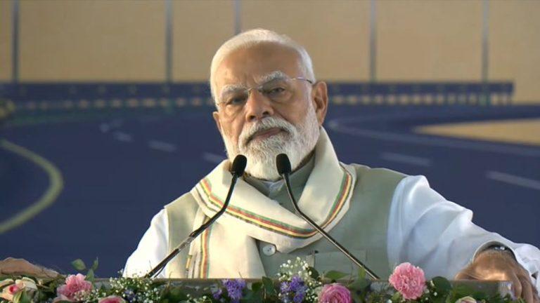 असम में PM Modi का बड़ा हमला, बोले- हार की हताशा से भरी कांग्रेस ने देश के खिलाफ मोर्चा खोल दिया है