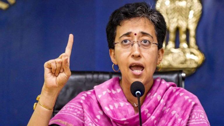 फांसी घर विवाद: पूर्व सीएम आतिशी ने BJP सरकार को दी चुनौती, कहा- हिम्मत है तो केजरीवाल की पेशी की लाइव स्ट्रीमिंग करे