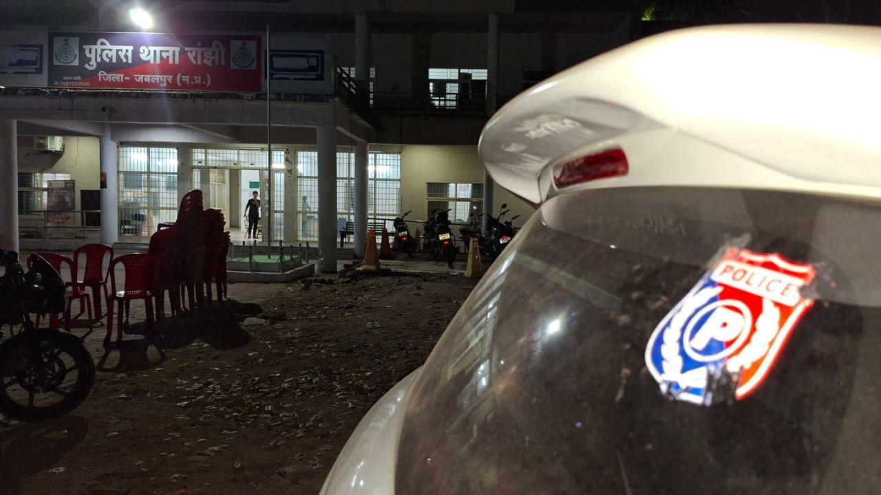 सांसद सुमित्रा बाल्मीक की कार को टक्कर मारने वाला युवक गिरफ्तार, एक स्टीकर से पुलिस ने खोज निकाला