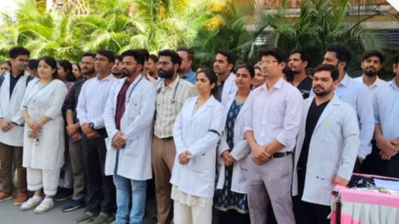 MP में मरीजों को बड़ी राहत! सरकार से बातचीत के बाद जूनियर डॉक्टरों की हड़ताल फिलहाल टली