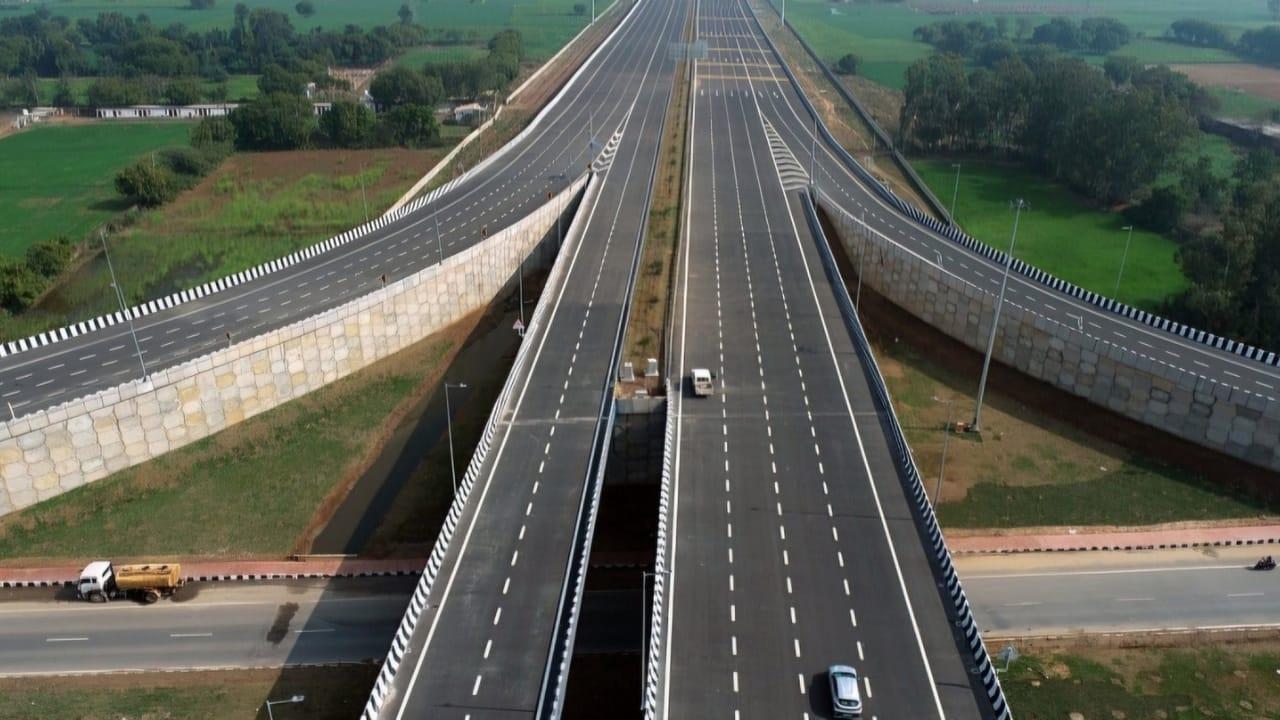 मेरठ से प्रयागराज तक 594 किमी लंबा गंगा एक्सप्रेस-वे तैयार, अप्रैल से शुरू हो सकता है आवागमन