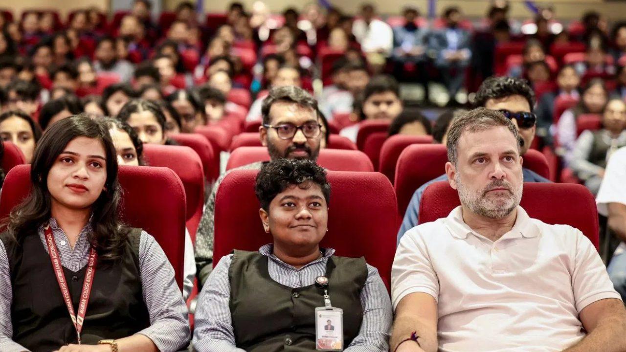 महिला दिवस पर राहुल गांधी ने छात्राओं से की बातचीत, दिया खास संदेश, कहा- महिलाएं बदलाव की सबसे बड़ी शक्ति हैं