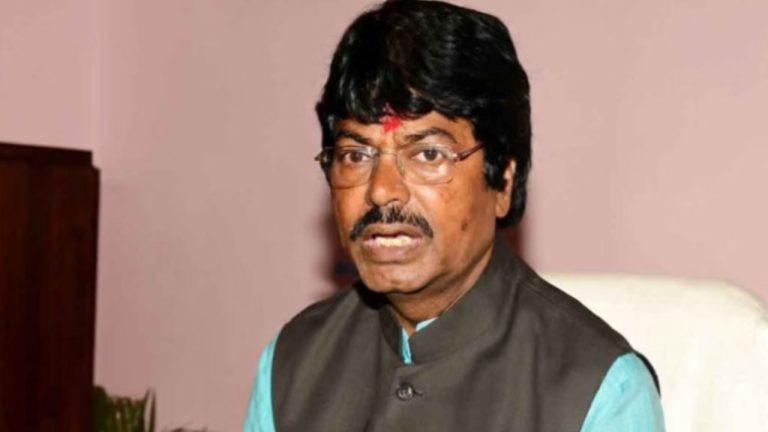 झारखंड के पूर्व मंत्री योगेंद्र साव 3 साल के लिए कांग्रेस से निष्कासित, सीएम हेमंत सोरेन के खिलाफ दिया था बयान, जानें पूरा मामला