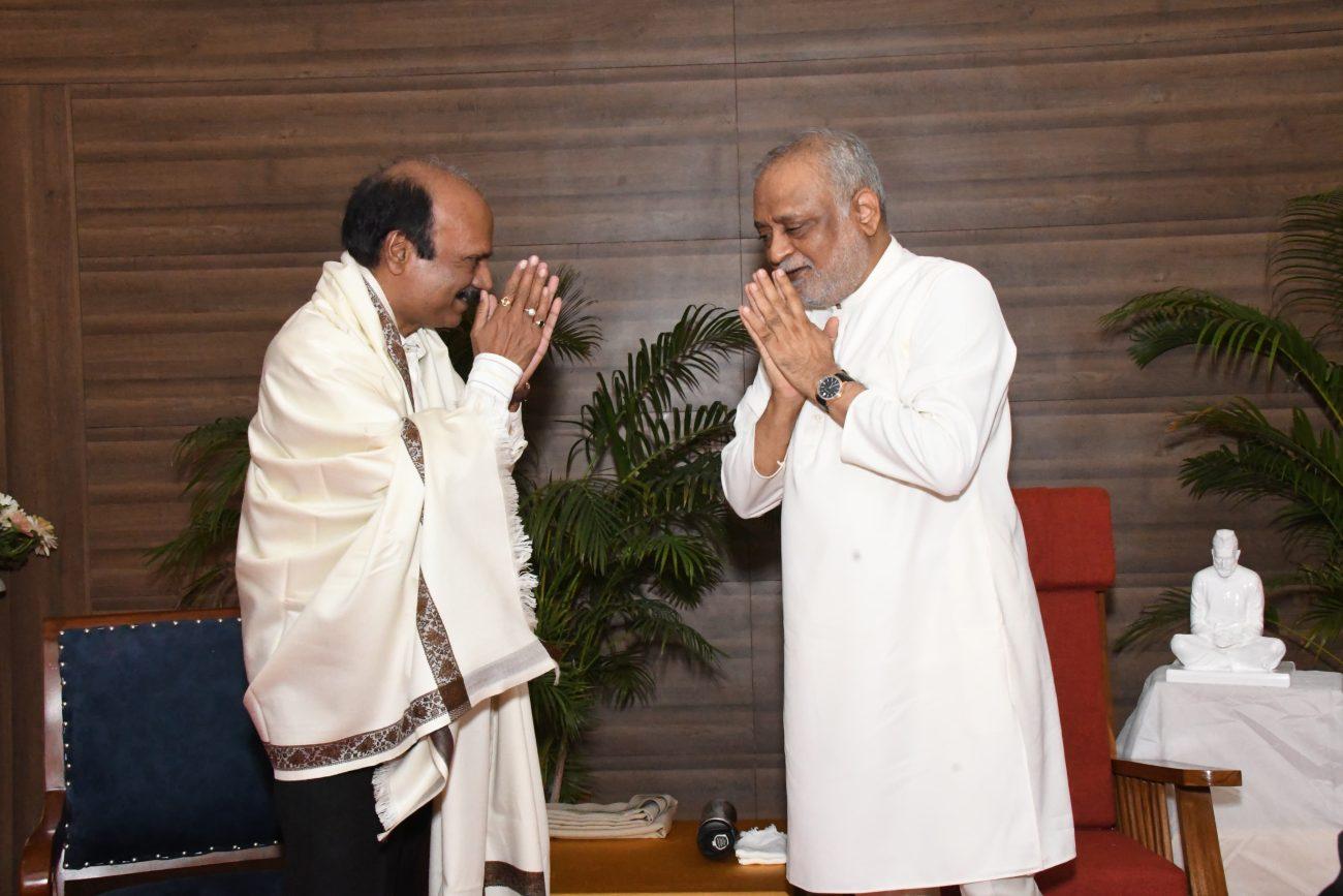 पुलिस बल के मानसिक सुदृढ़ीकरण की पहल,भोपाल पुलिस ऑफिसर्स मेस में आयोजित हुआ योग और ध्यान सत्र