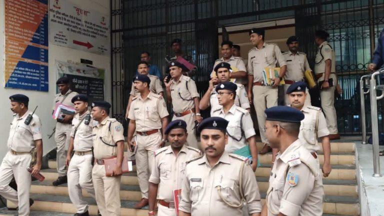 9 मार्च से बदलेगा झारखंड पुलिस का ड्रेस कोड, 15 नवंबर तक प्रभावी रहेगी यह व्यवस्था, पुलिस मुख्यालय जारी किया आदेश