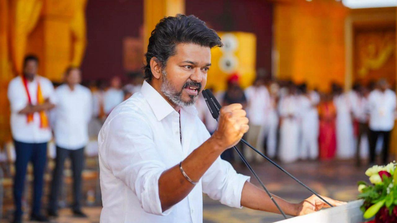 फ्री गैस सिलेंडर.. महिलाओं को 2500 रुपए और मुफ्त बस यात्रा, तमिलनाडु चुनाव से पहले TVK अध्यक्ष विजय ने किए कई बड़े वादे