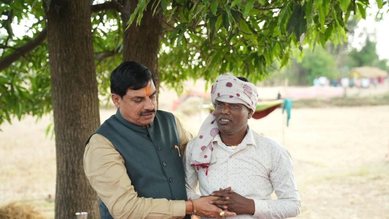 किसान के निमंत्रण पर उनके घर पहुंचे सीएम मोहन यादव, चारपाई पर बैठकर खाया खाना, ऐसे मनाया अपना सादगी भरा जन्मदिन