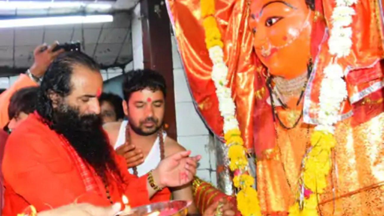 महाअष्टमी पर उज्जैन में नगर पूजा, महंत रविंद्र पुरी महाराज चढ़ाएंगे 24 खंबा माता को मदिरा का भोग