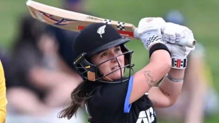 न्यूजीलैंड की कप्तान अमेलिया केर ने T20I क्रिकेट में बनाया विश्व रिकॉर्ड, इस मामले में पुरुष खिलाड़ियों को भी छोड़ा पीछे