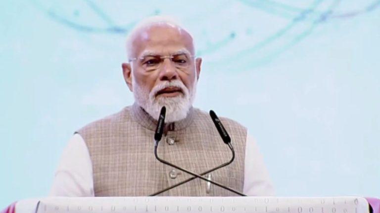 वैश्विक ऊर्जा संकट पर प्रधानमंत्री की प्रतिक्रिया, कहा- भारत नागरिकों को बचाने के लिए हरसंभव प्रयास करेगा, राज्यों को जमाखोरी रोकने के निर्देश